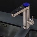 NOVEEN Przepływowy podgrzewacz wody IWH960 inox